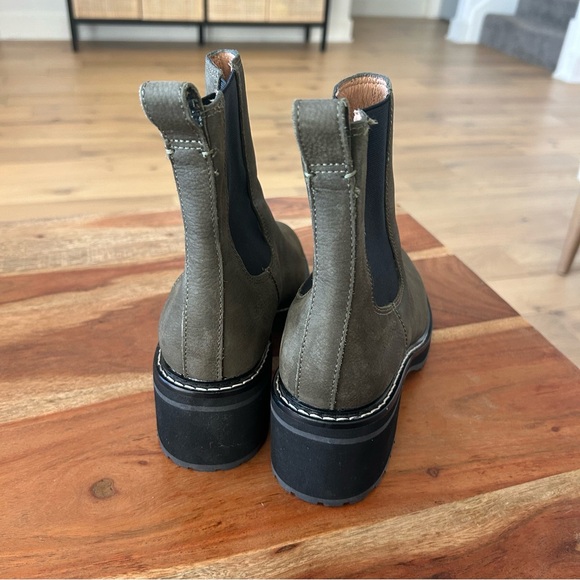 New Madewell Carina Platform Chelsea Boots Cargo Green - Picture 4 of 6